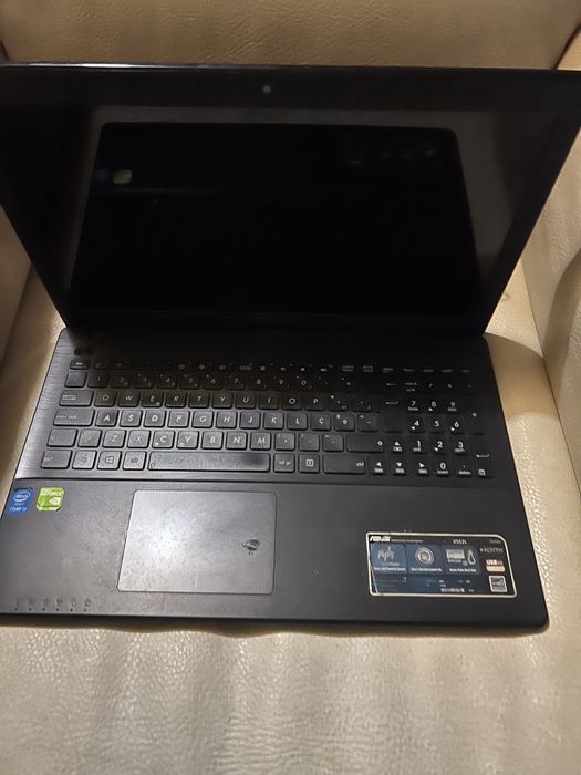 Portatil asus core i3 com carregador ecra partido