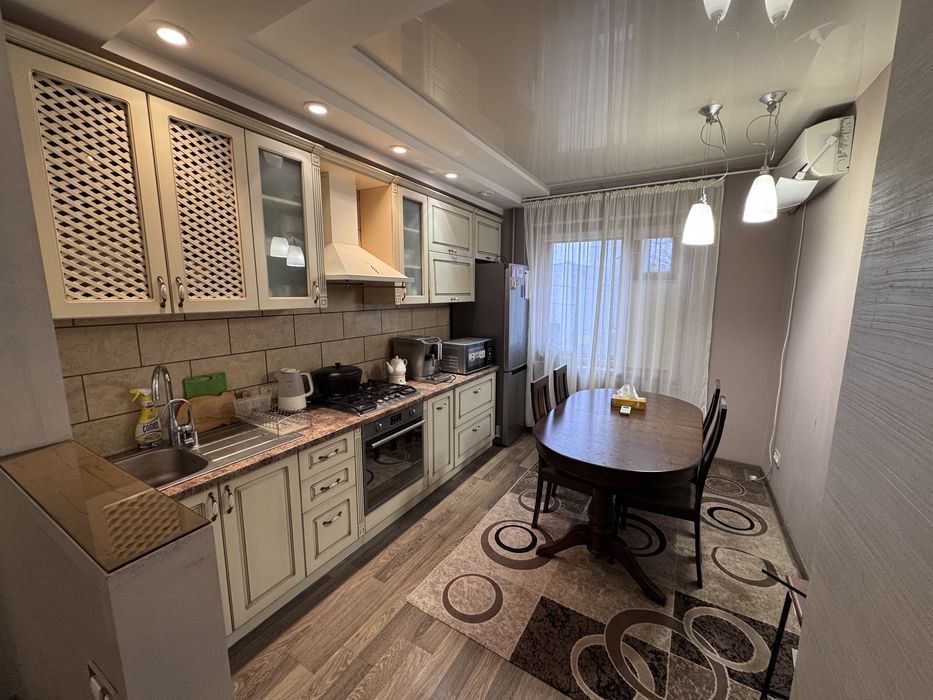 Здам 4-к квартиру з ремонтом Фрунзенський Донецьке шосе