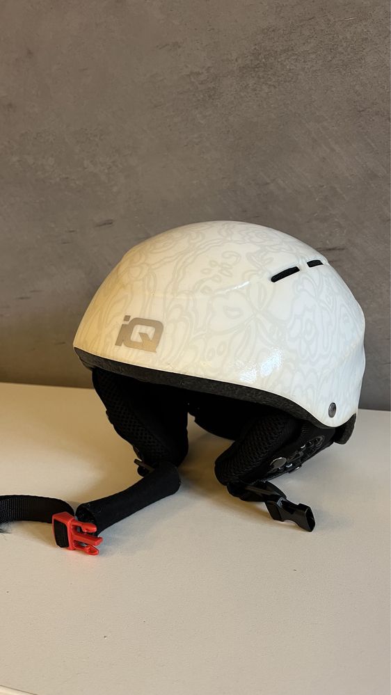 Kask na narty/snowboard damski IQ - rozmiar: 54-57