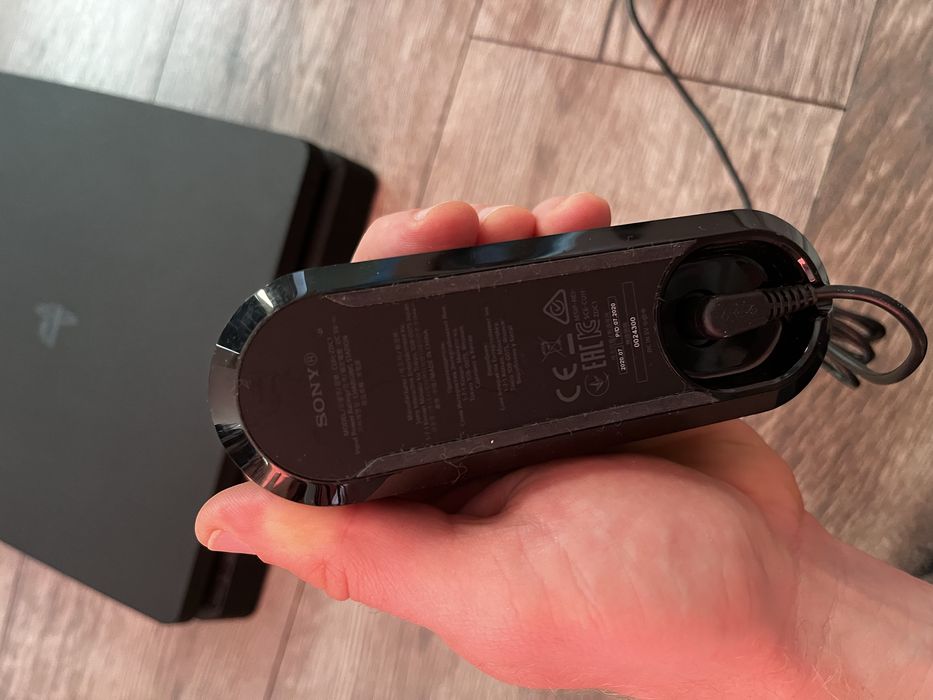PlayStation 4 SLIM nowy dysk ssd/termopasta+ładowarka do padow i 4gry