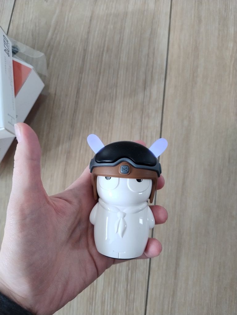 Emie Beita królik powerbank ze stacja dokujacą nowy