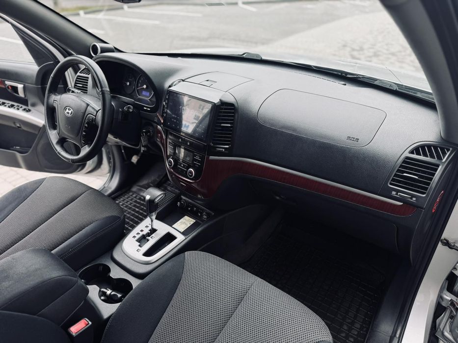 Продам Hyundai Santafe 2,2 дизель