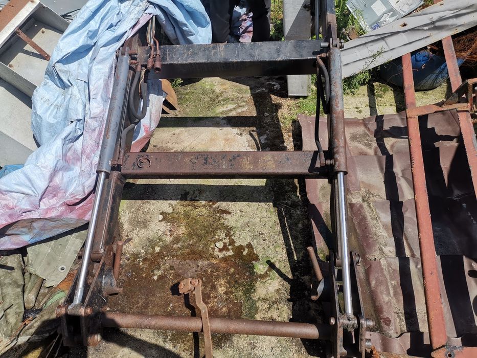 Tur do ciągnika massey ferguson veto 12 części stan dobry łyżka widły