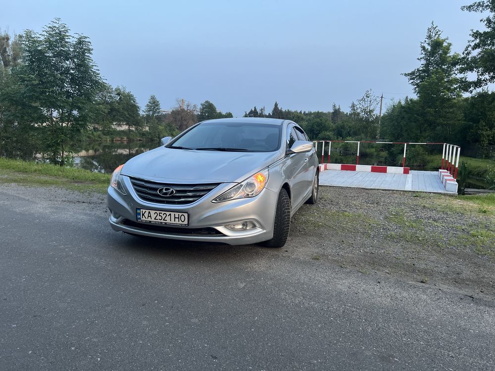 Продам Hyundai Sonata 2014 р 2.0 газ