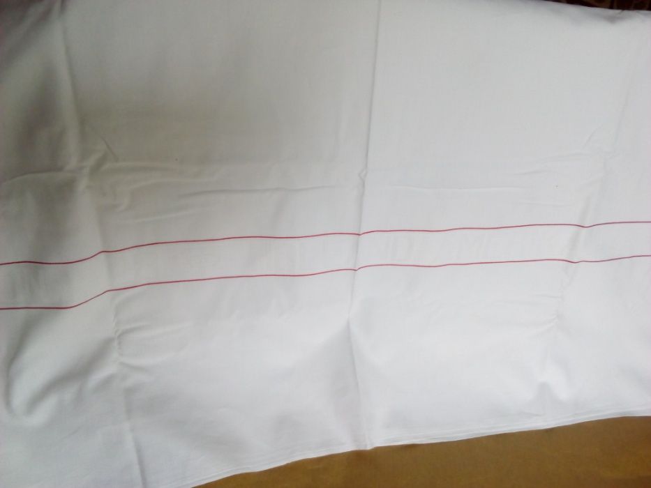 Obrus z mesy statku linii transatlantyckiej z 1928 r.