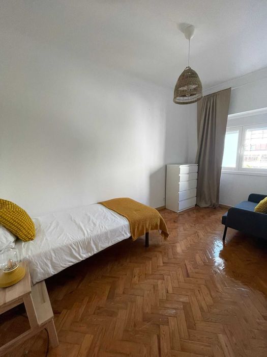 Quarto Individual Penha de França com varanda