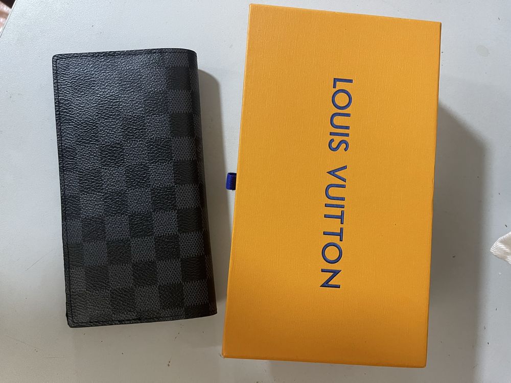 Carteira Louis Vuiiton - Nova (caixa)