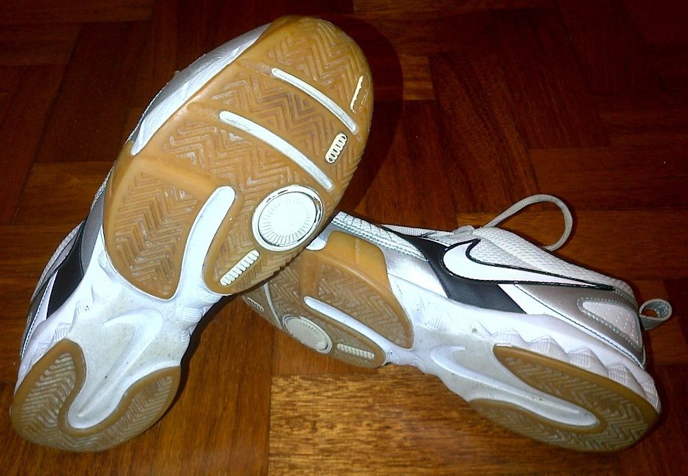 Sapatilhas Nike 42.5 Desporto Indoor