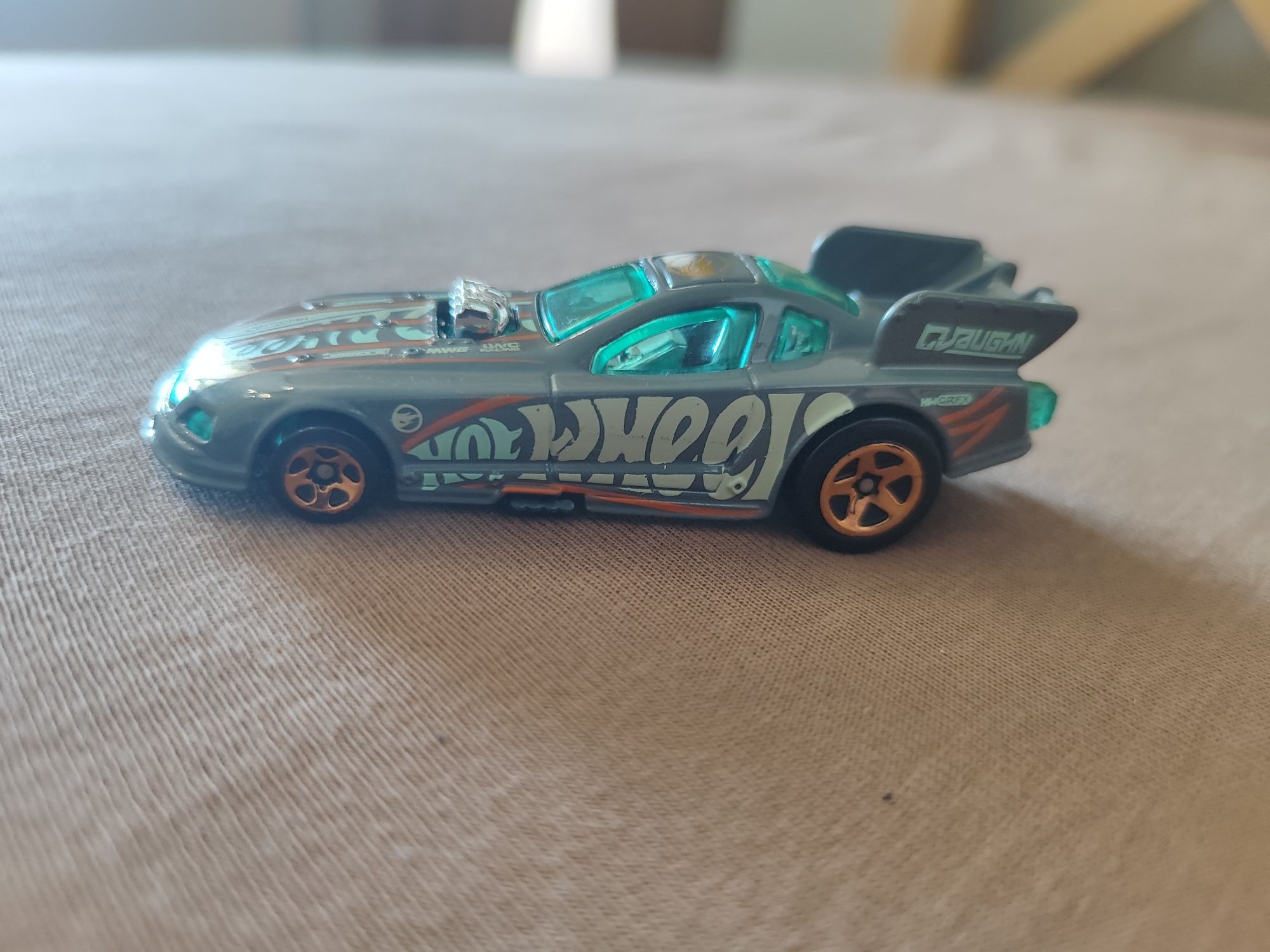 Машинки Hot Wheels колекційна "TH" моделі