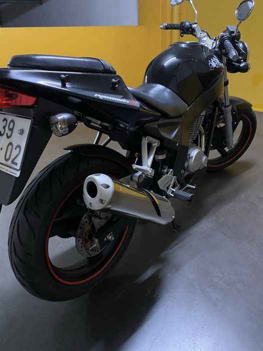 Moto 125 cc Daelim Roadwin F1