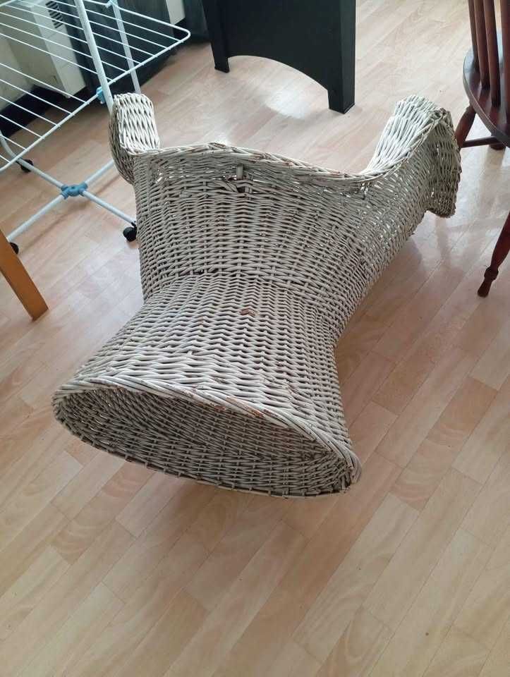 Wyposażenie do ogrodu z bambusa(?)  Dwa fotele i stolik