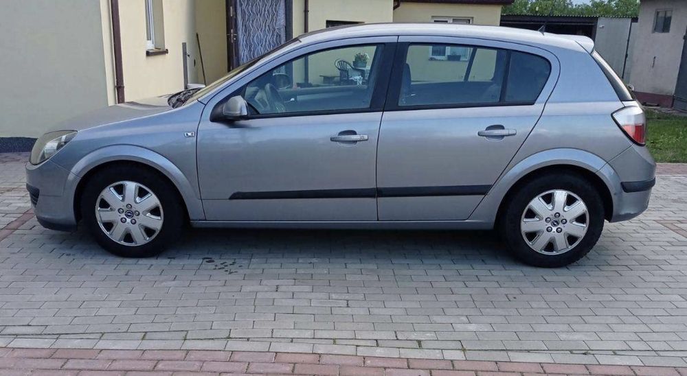 Opel Astra 2004r.
