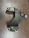 Кронштейн компресора кондиционера Opel vectra C Signum v6 3.0cdti