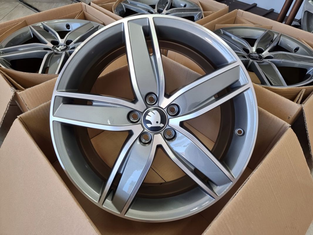 Felgi Skoda Karoq Octavia Superb Enyaq iV 19 Cali