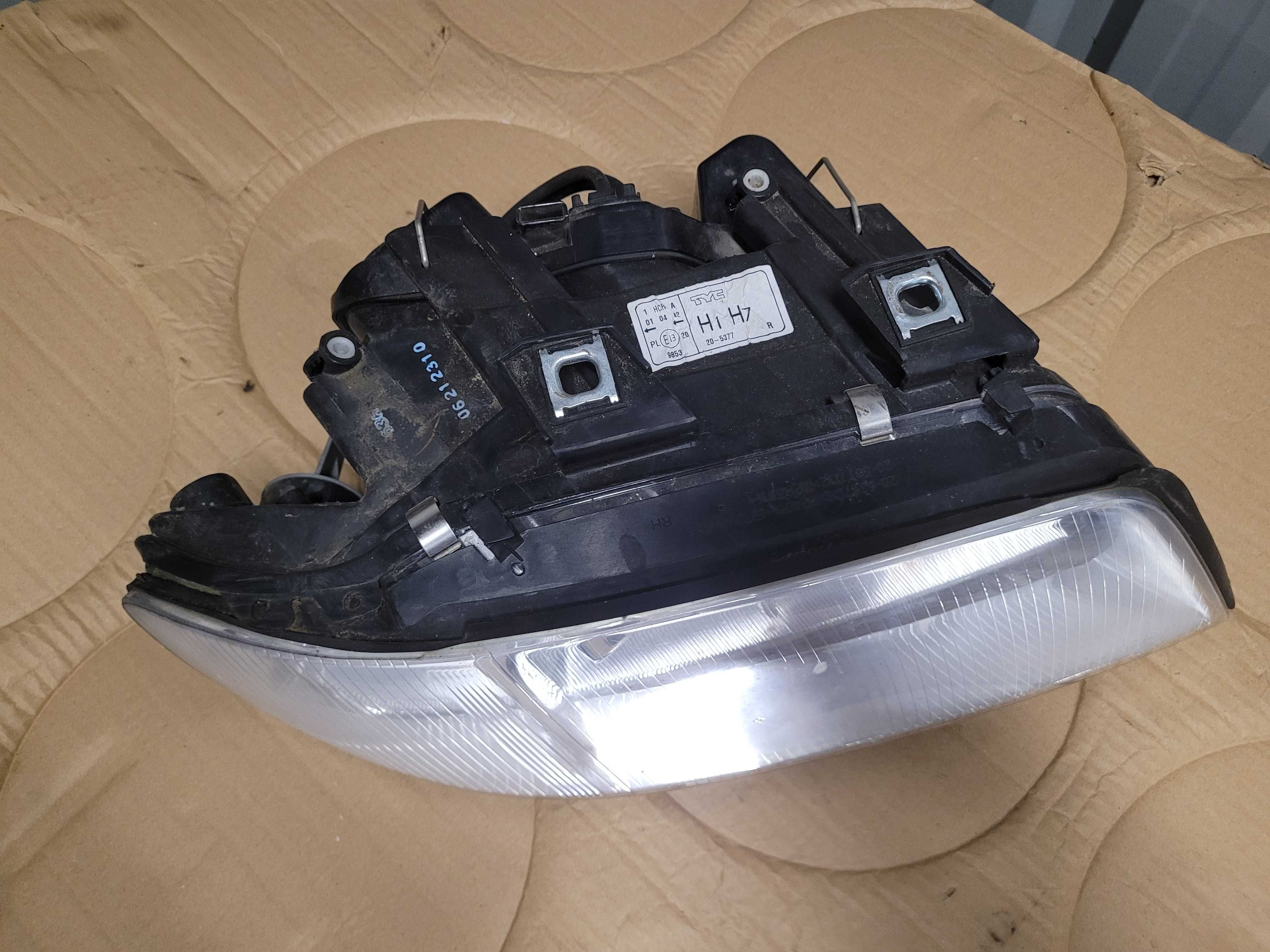 KSENON XENON lewy prawy przód przedni AUDI A6 C5 przed lift komplet