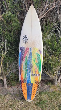 Vendo prancha de surf 5'9