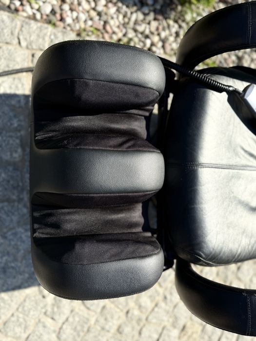 fotel Human Touch HT-125 z masażem oraz funkcją relax skóra pilot