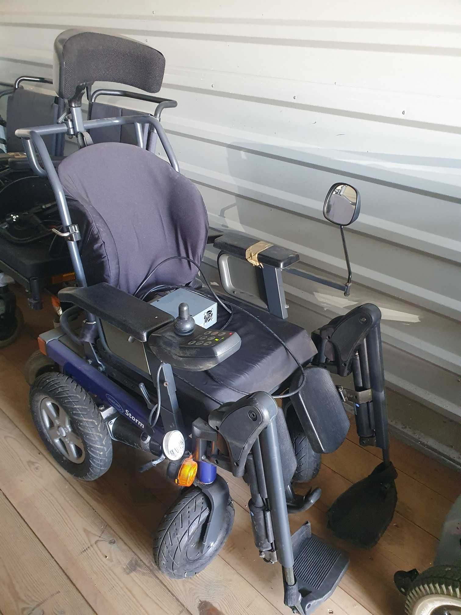 wózek inwalidzki elektryczny invacare storm siedzisko 43 cm - 17
