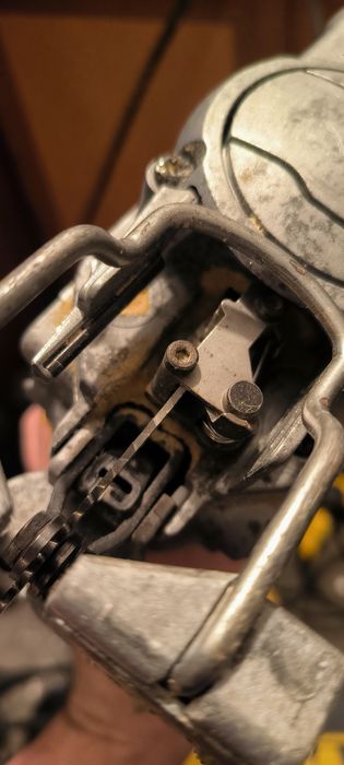 Wyrzynarka DeWalt DW333K