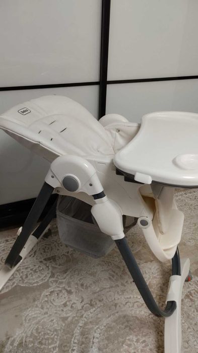 Крісло для годування