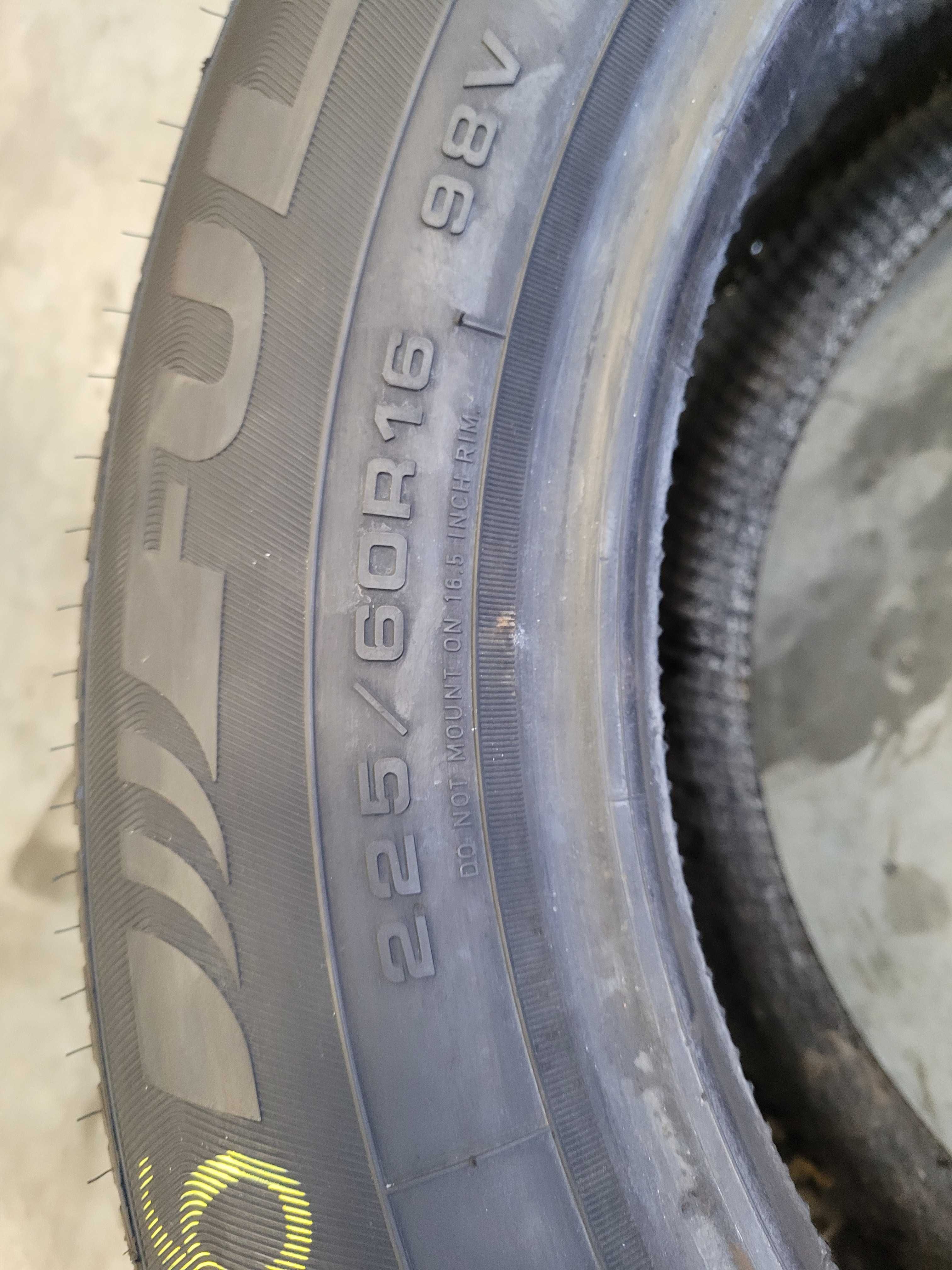 Opona fulda 225/60r 16