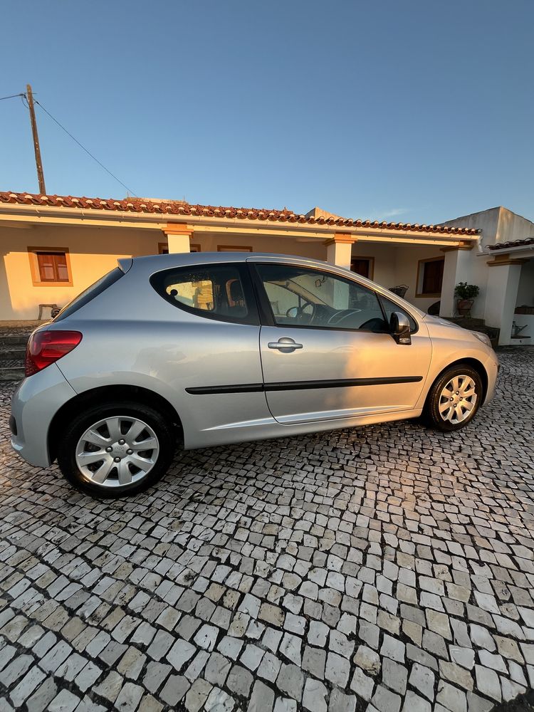 Peugeot 207 gasolina