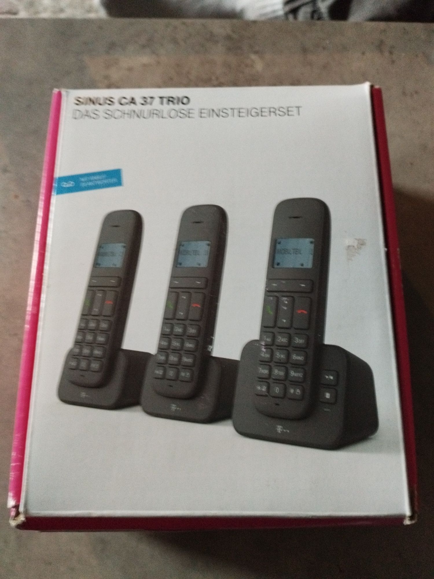 Telefon bezprzewodowy SINUS CA 37 TRIO 3 Sztuki