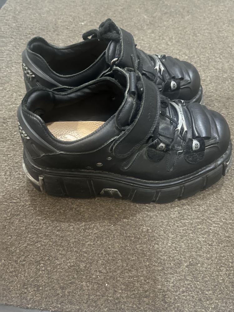 New Rock SIZE 41 Very good condition
