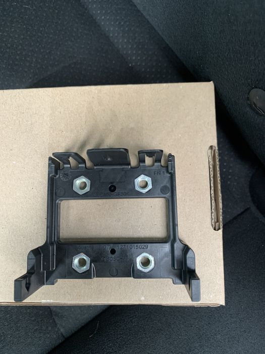 Кронштейн радара Nissan Murano z 52  15- 18 год