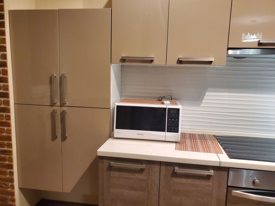 Кухня із повним комплектом вбудованої техніки, МДФ. Ста