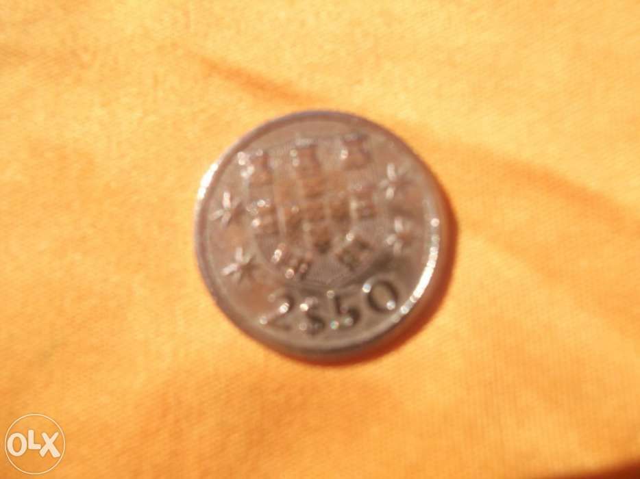 Moeda portuguesa 2$50 1963
