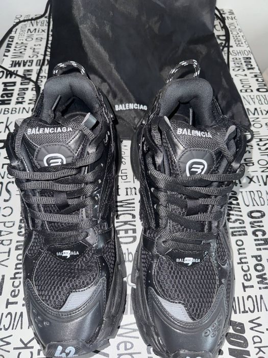 balenciaga runner