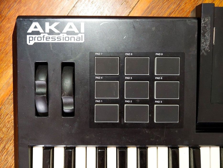 Akai Professional Synthstation 49 midi клавіатура клавіші для iPad