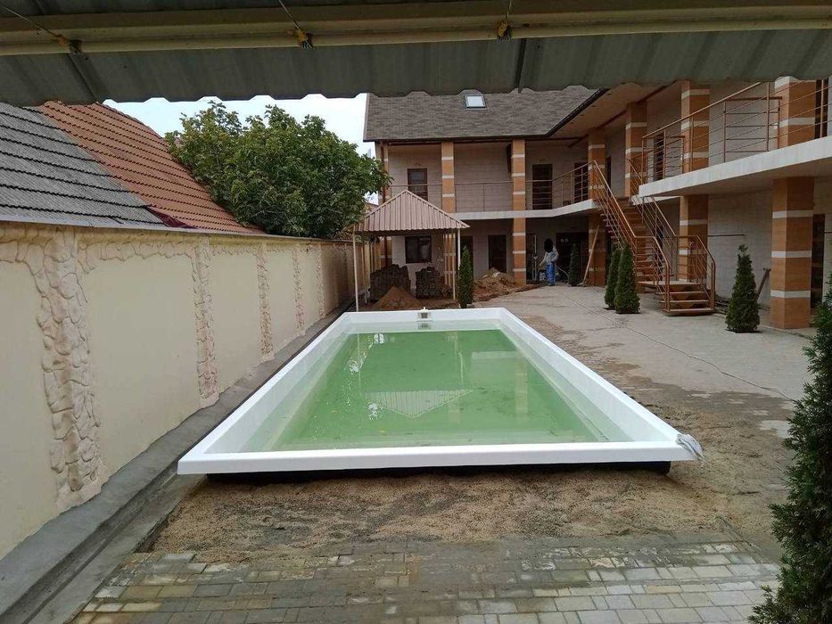 Композитний басейн “Екліпс” 11×3,6×1,5 м | Міцний | Монтаж під ключ