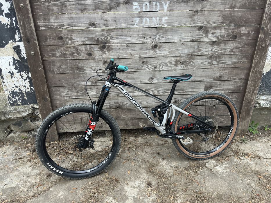 Продам  велосипед mondraker superfoxy r