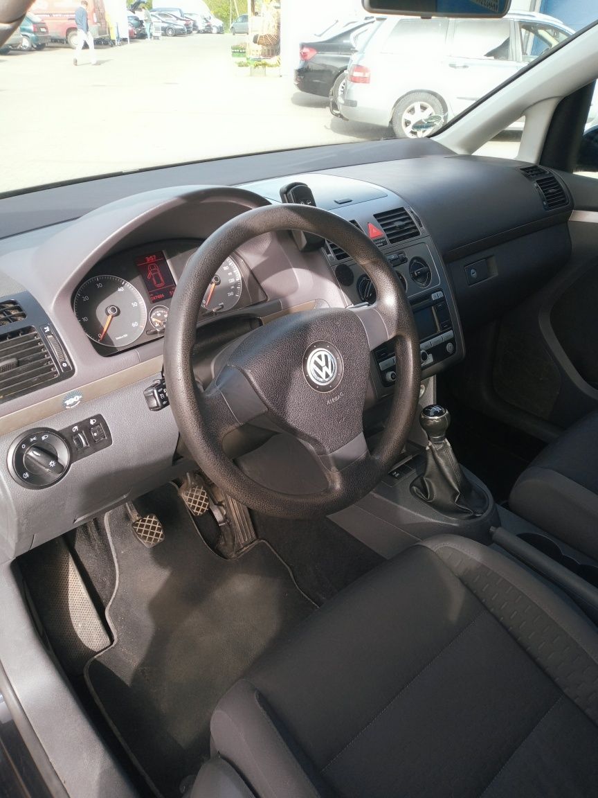 VW Touran 2l TDI  2008 rok Niemiec