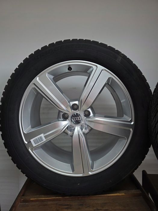 Nowe Koła Oryginalne Audi Q8 E-Tron Zimowe 20 Cali Bridgestone 2022