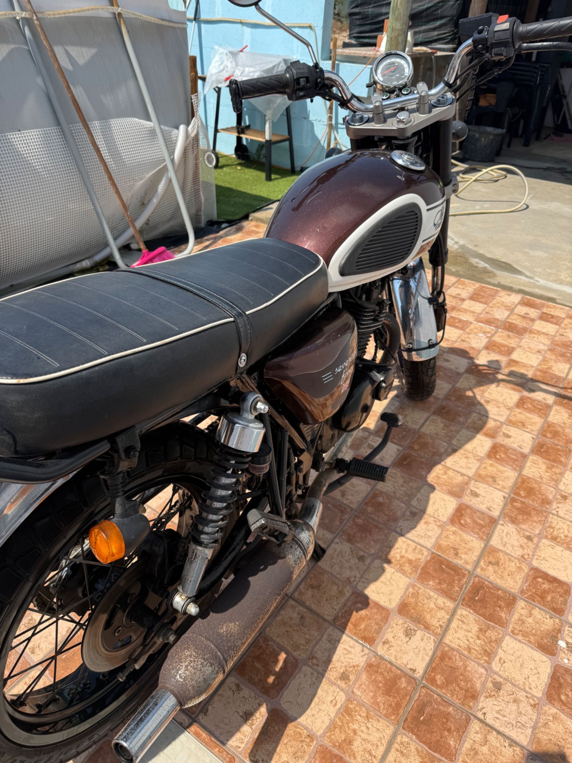 Vendo moto mash 125