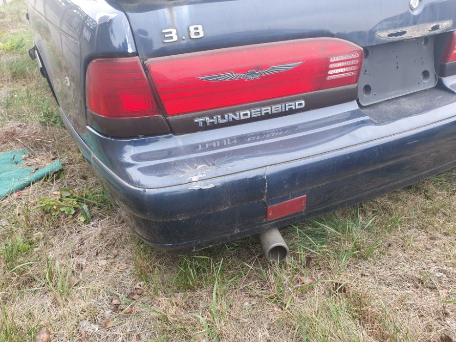 Lampa tył Ford Thunderbird 1993