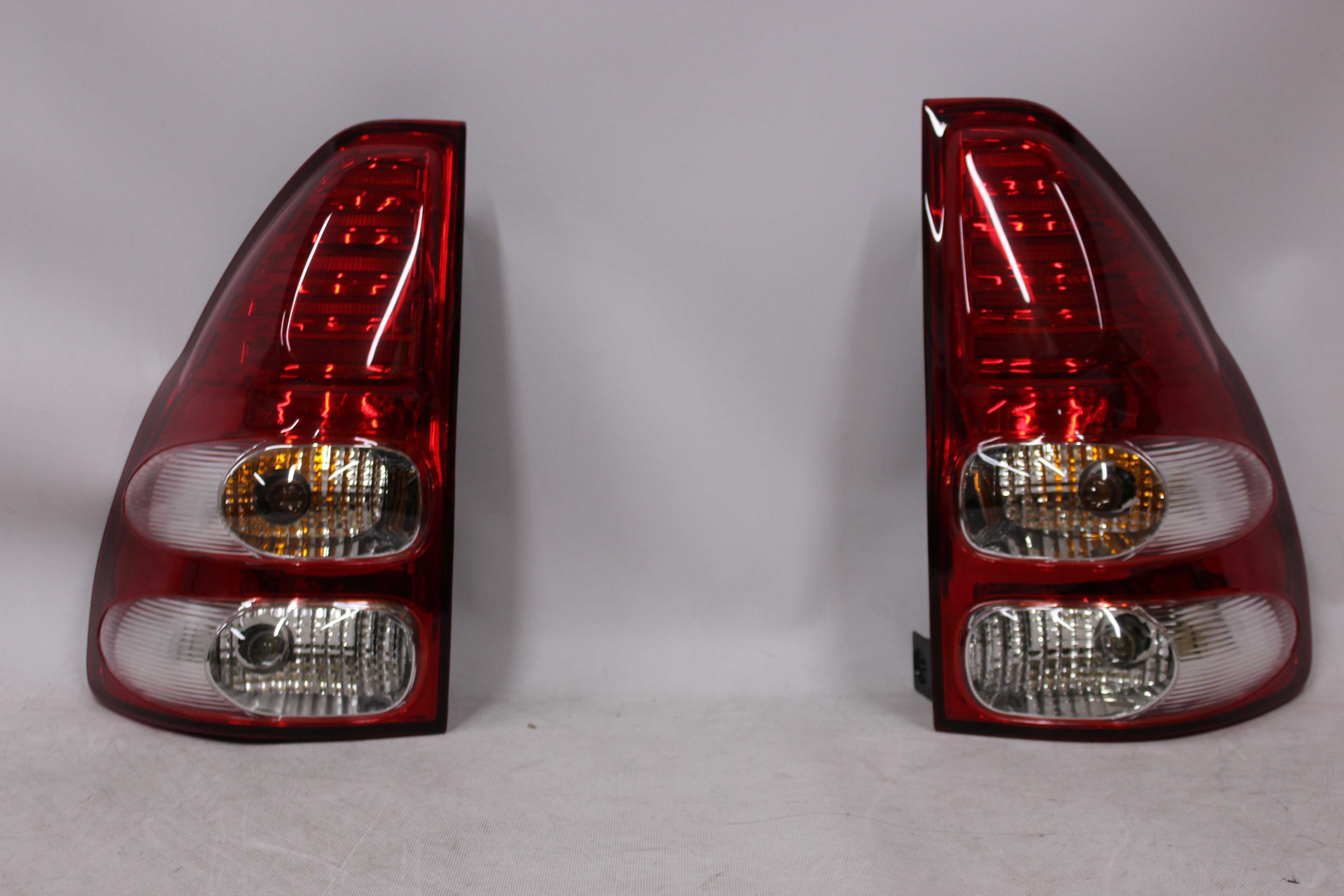 Lampy światła tył tylne TOYOTA LAND CRUISER 120 r.03-09 RED TUNING LED