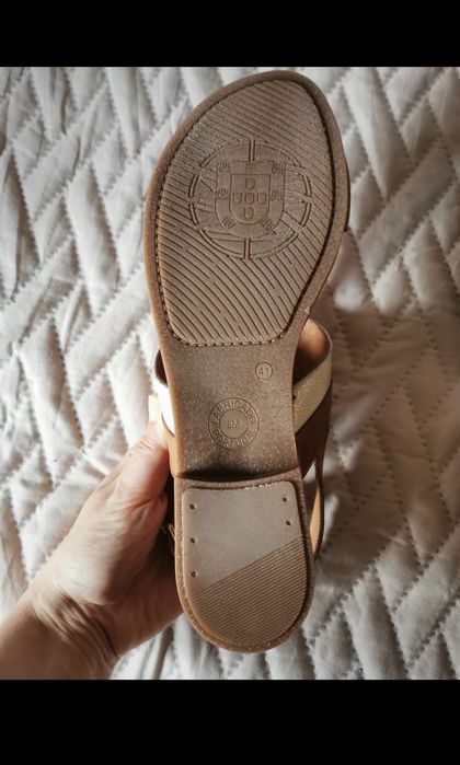 Sandálias a estrear