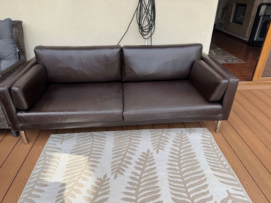 Sofa skórzana IKEA – ciemnobrązowa