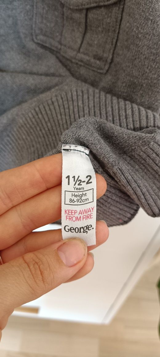 Dzianinowa bluza sweterek George rozm. 86/92