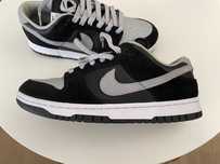Buty codzienne Nike SB Dunk Low black nowy z metką EU.37