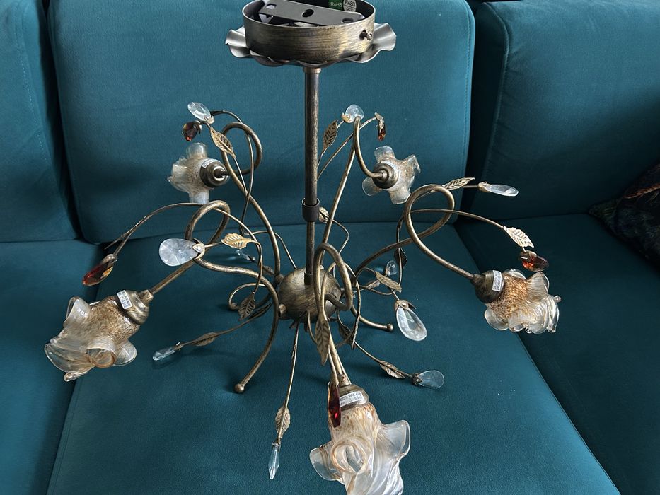 Żyrandol -stare zloto