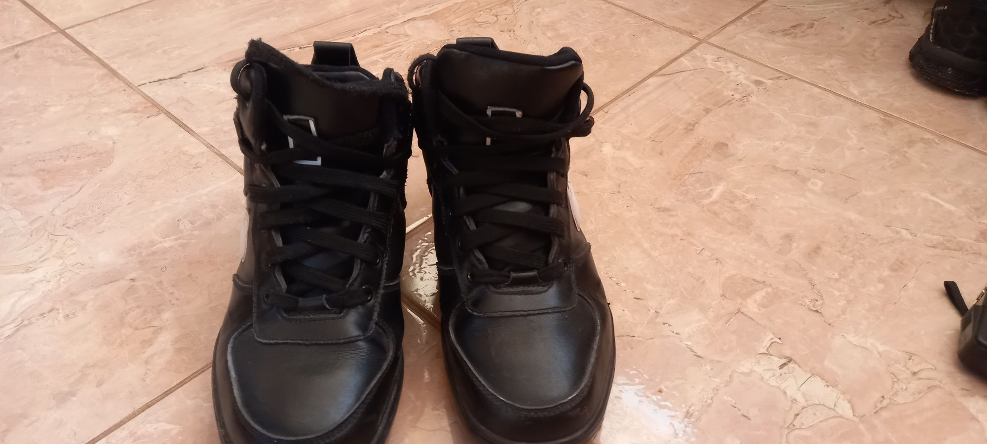 Кросівки зимові NIKE 39р