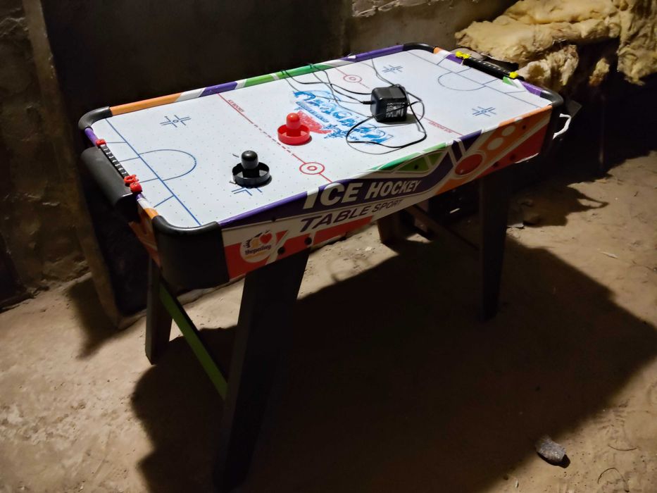 Дитячий аерохокей