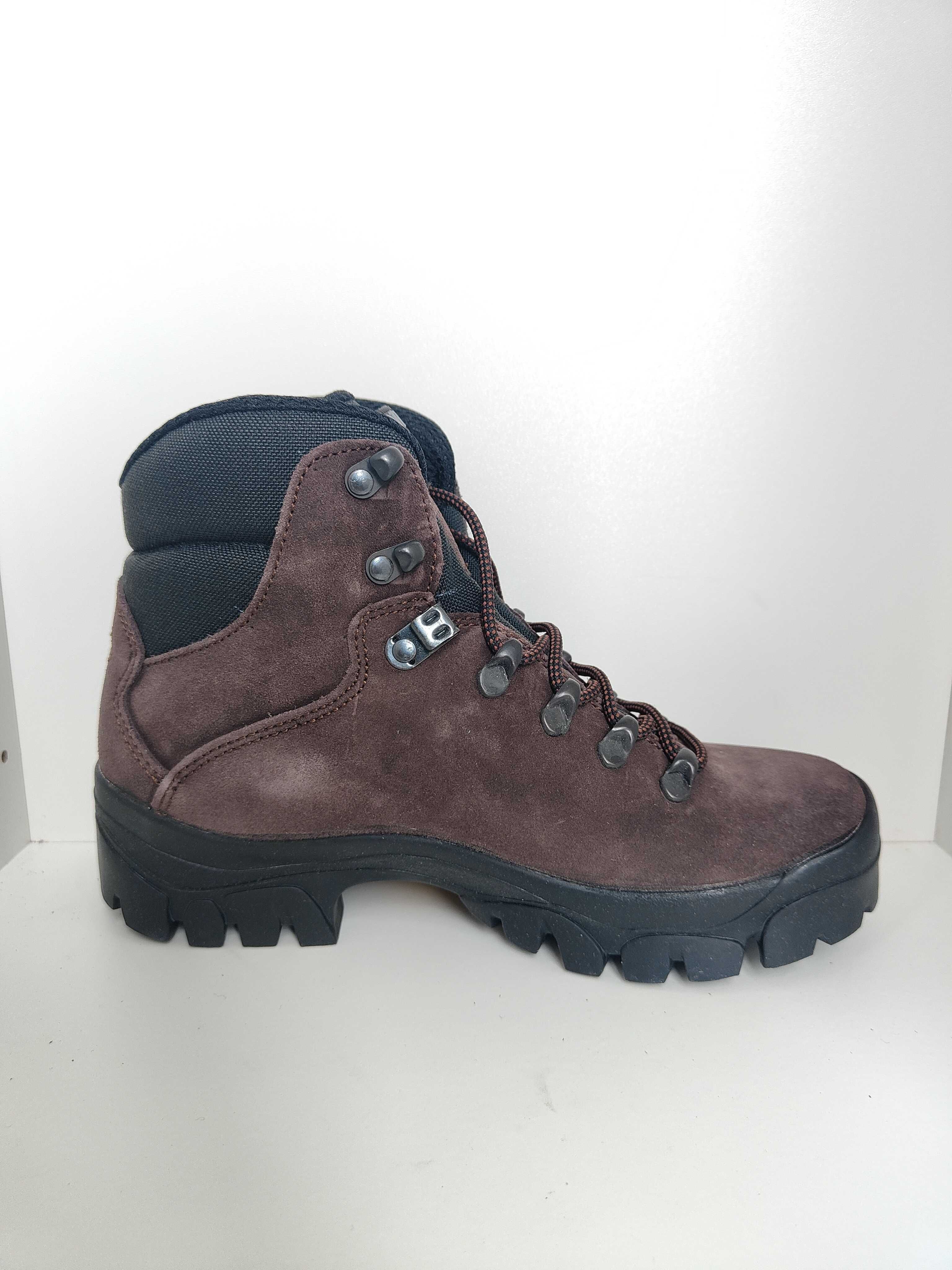 Buty trekingowe / Trapery / Buty Zimowe Vibram Boreal N. Trufa 37,5