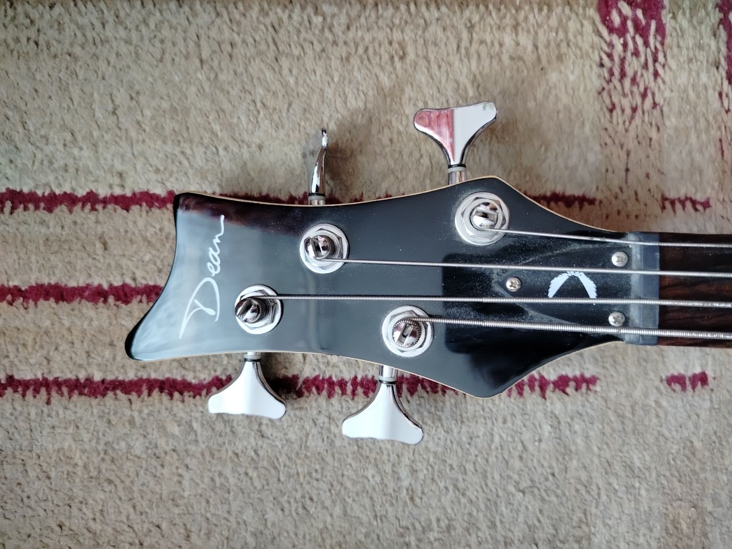 Gitara Basowa Dean Edge One