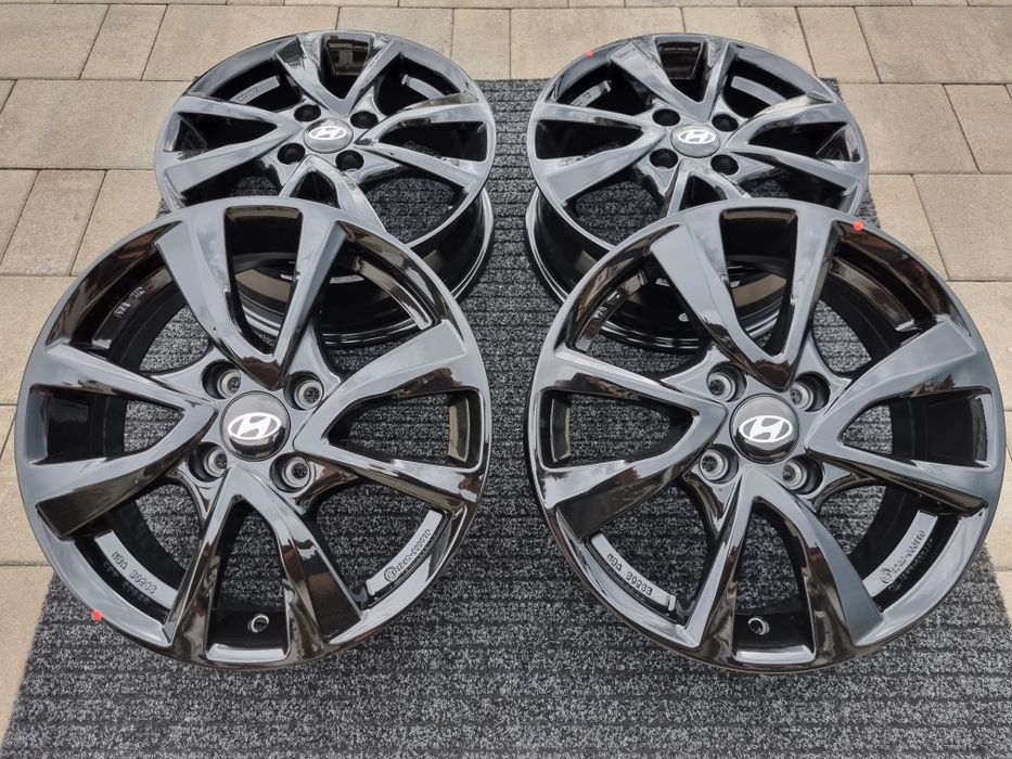 Hyundai 15" nowe felgi alu i10 i20 Inster Bayon 4x100 czarne alufelgi